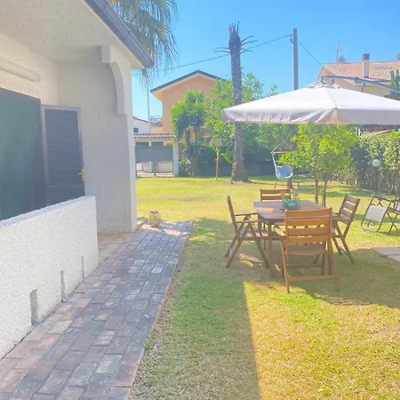 Il Giardino Del Mare -200 Mt A Piedi Dalla Fiumefreddo Bruzio