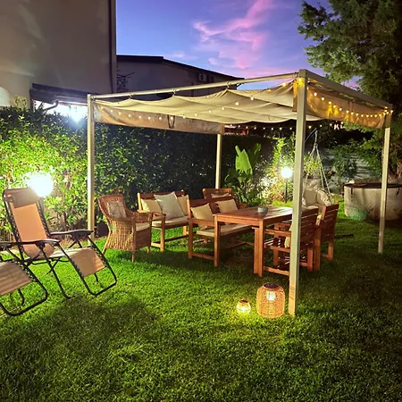 Il Giardino Del Mare 200 Mt A Piedi Dalla Feriehus Fiumefreddo Bruzio