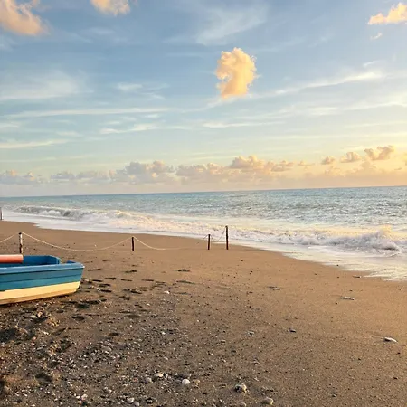 Il Giardino Del Mare -200 Mt A Piedi Dalla Holiday home *