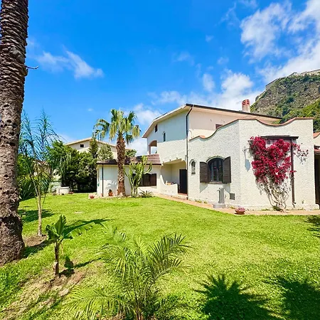 Il Giardino Del Mare 200 Mt A Piedi Dalla Nyaraló *