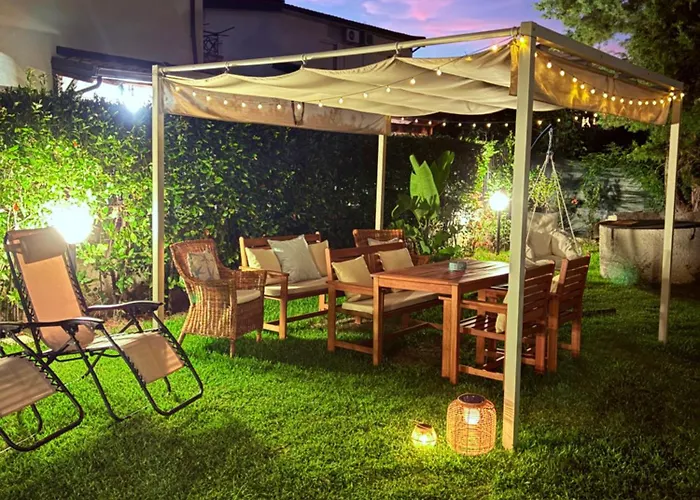 Il Giardino Del Mare 200 Mt A Piedi Dalla Nyaraló Fiumefreddo Bruzio